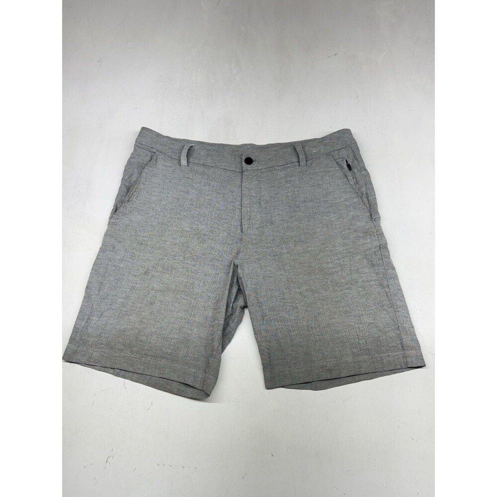 Lululemon Commission Classic Fit 9" Inseam Stretch Gray Men's Shorts Size 34